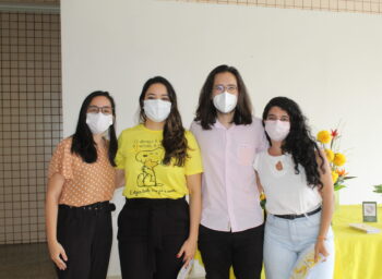 Funcionários do Hospital do Coração de Sobral participam de roda de conversa com psicólogos