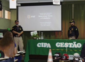 Hospital do Coração de Sobral promove palestra sobre segurança no trânsito em parceria com a PRF